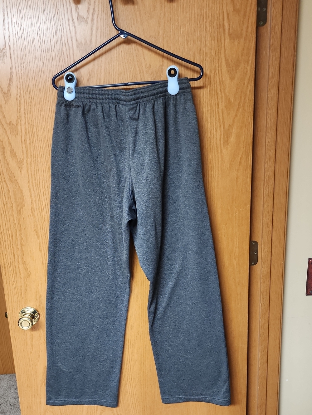 Under Amour LG Gray Fleece Lounge PantsUnder Amour Mens L number 1112